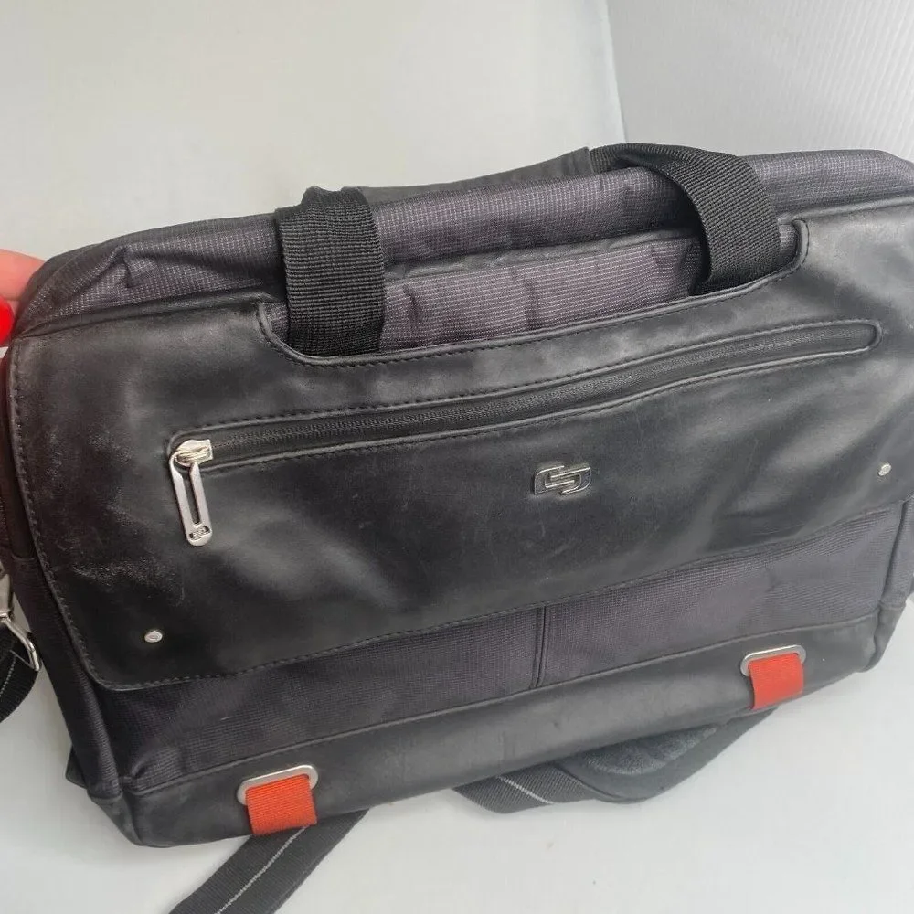 SOLO Laptop or Messengar Bag Black Nylon w/ Padded Sleeve for up to 16